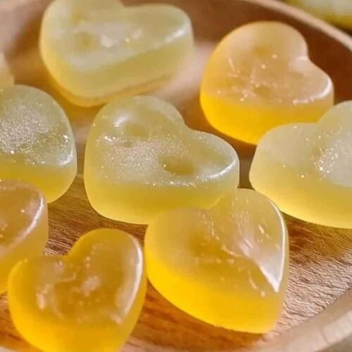 Préparation du mélange pour bonbons en gelée au citron et gingembre