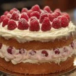 Préparation crème au beurre meringue suisse pour gâteau framboises