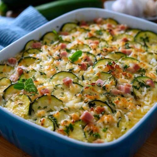 Gratin de courgettes jambon et riz doré au four avec fromage fondant